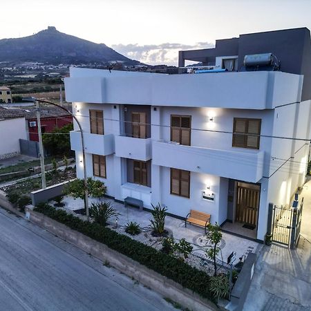 B&B Profumi Di Sicilia Valderice Bagian luar foto