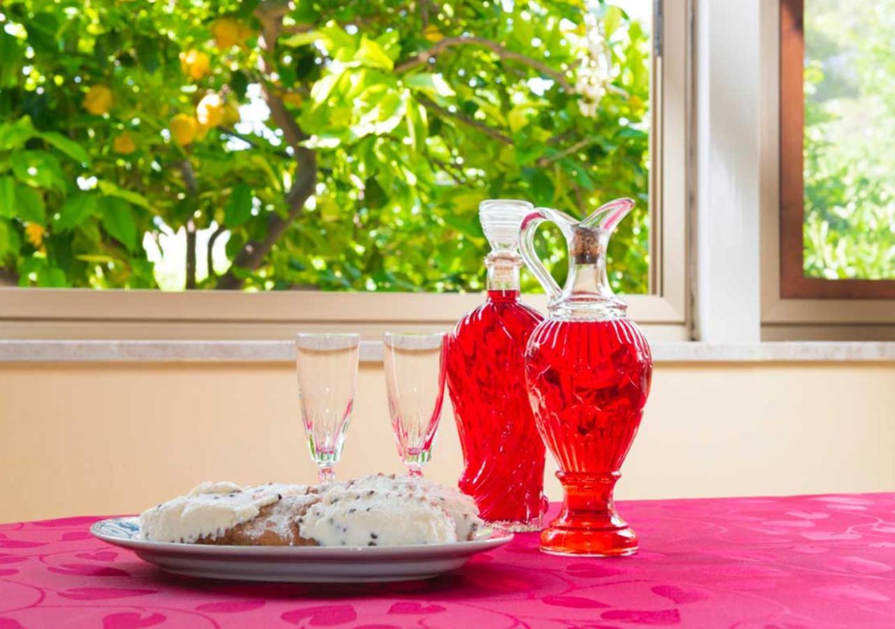 B&B Profumi Di Sicilia Valderice Bagian luar foto