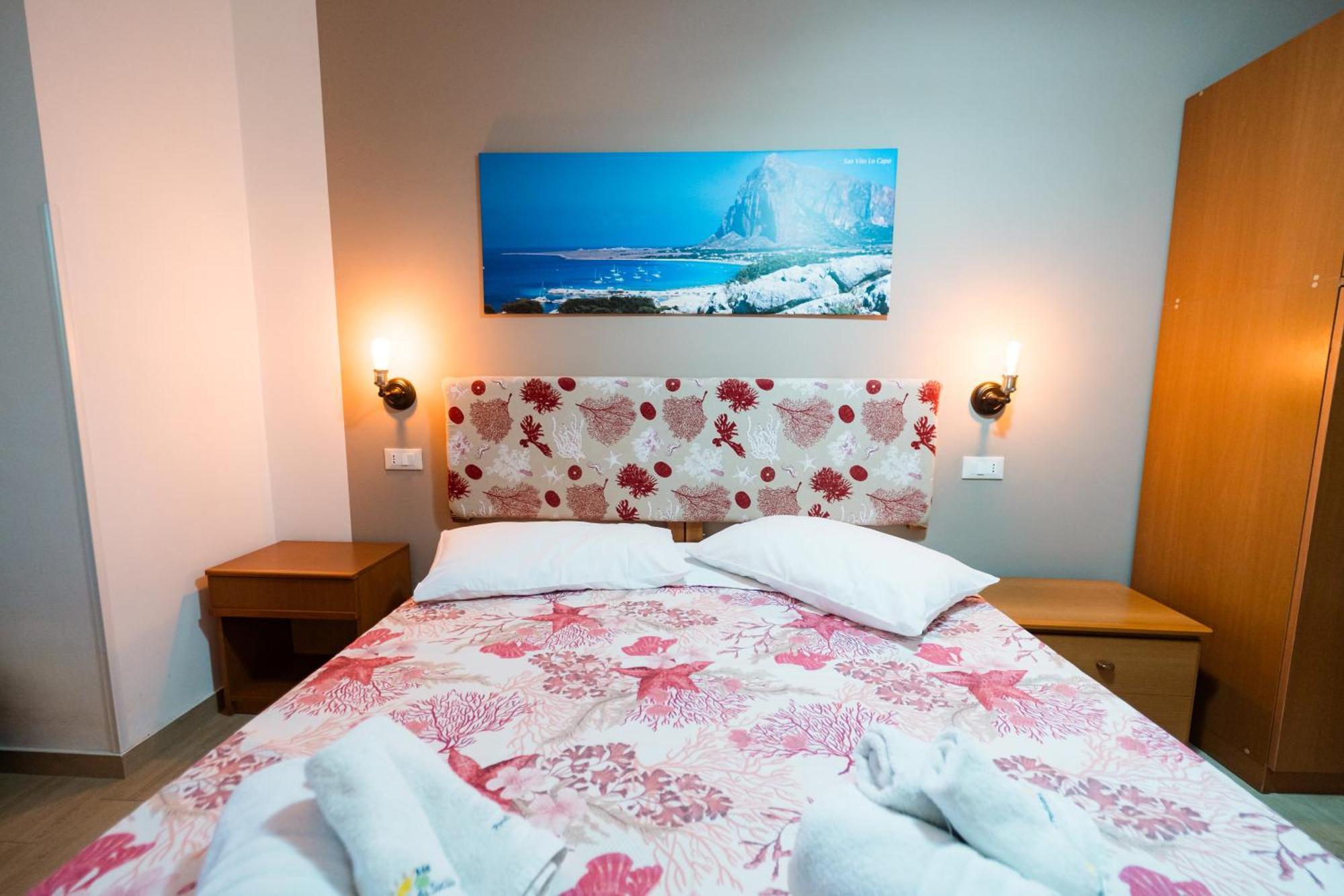 B&B Profumi Di Sicilia Valderice Bagian luar foto